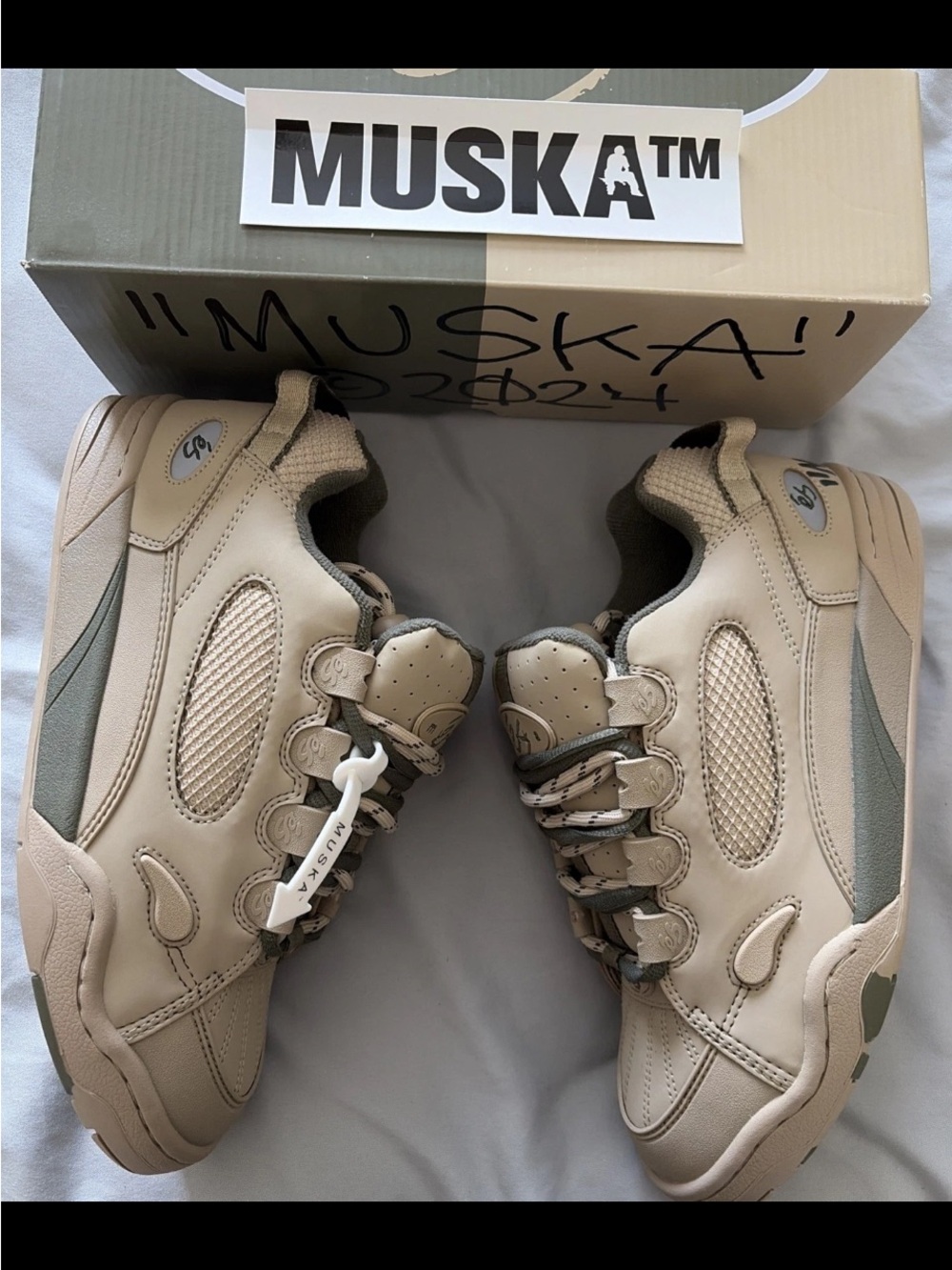 New Autographed 1997 reissue ES Chad Muska black tan green men’s shoes size 10.5 - Picture 4 of 8